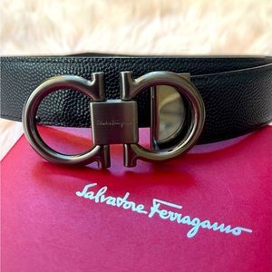 Salvatore Ferragamo Logo Buckled Leather Reversible Belt
